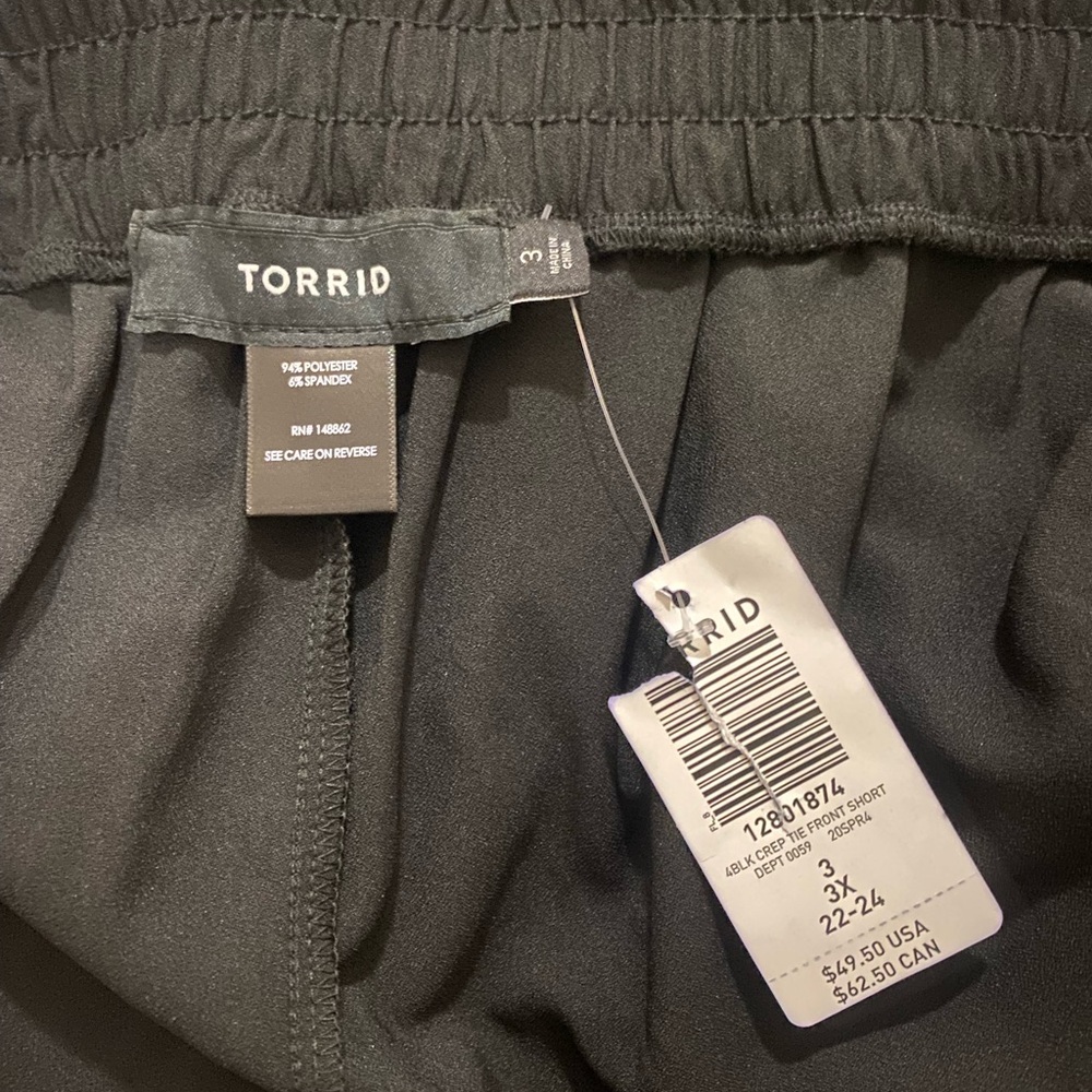 Torrid Black Elastic Waist Shorts - Picture 3 of 3